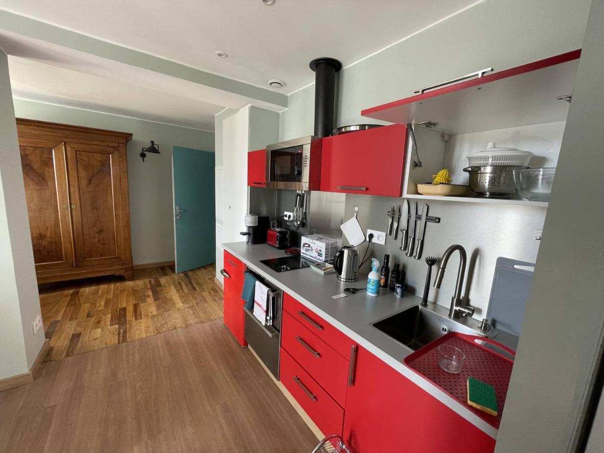 Appartement mignon calme douillet ascenseur clim étage élevé proche parking et toutes commodités au coeur du Toulon historique Esterno foto